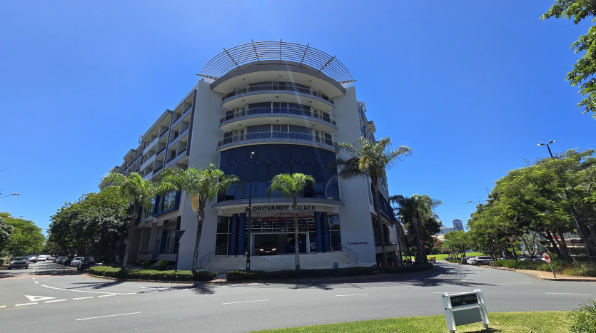 7 Commercial Units in Umhlanga Property Images