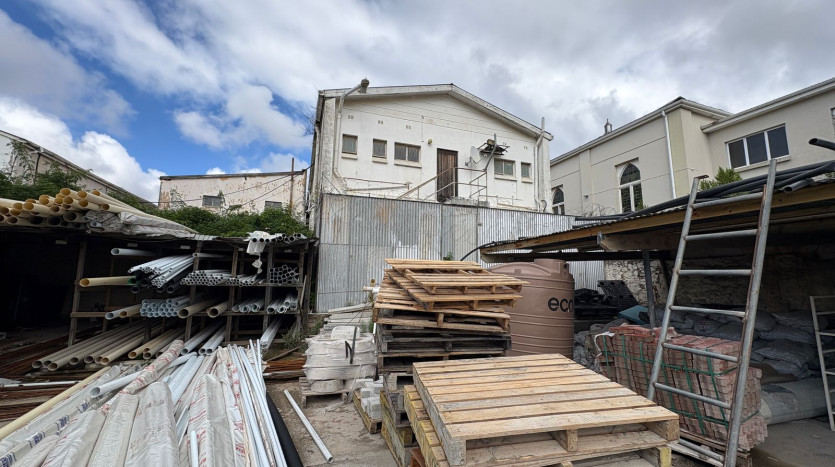CBD Retail & Commercial Investment Property Images
