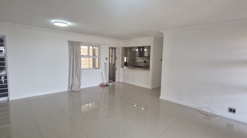 PORTFOLIO DISPOSAL: La Mercy Beach Apartment in Walking Distance to the Indian Ocean Property Images