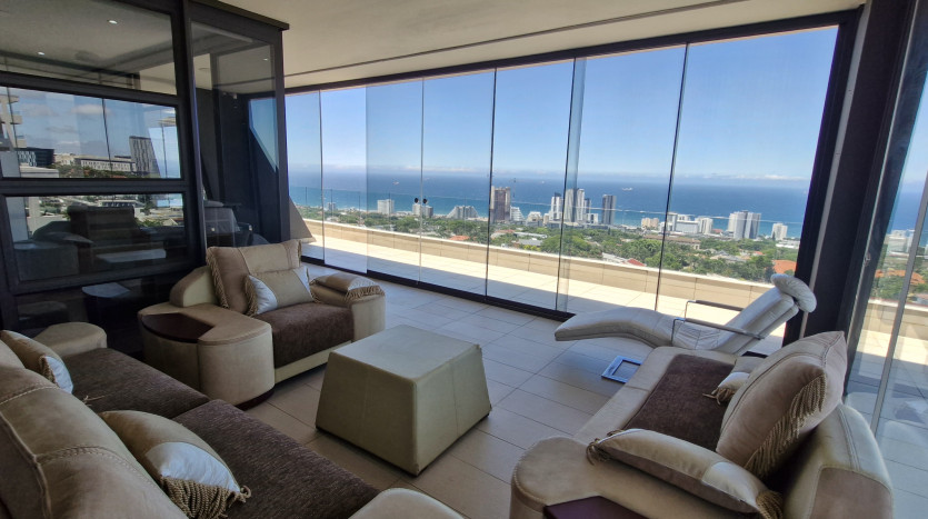Luxury Penthouse with Indian Ocean Views Property Images