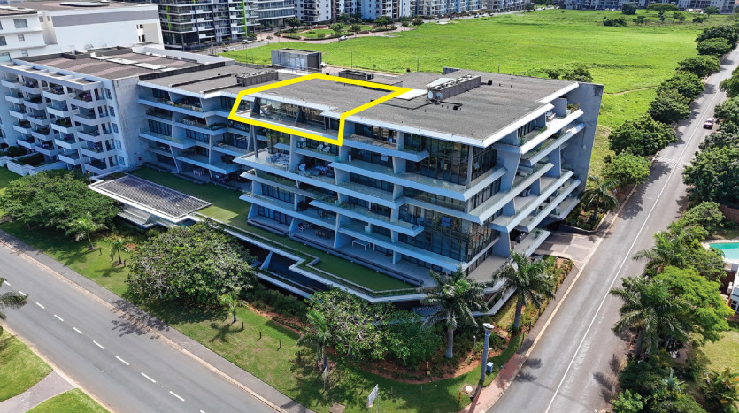 Luxury Penthouse with Indian Ocean Views Property Lead Image