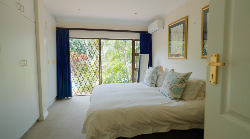 Centrally Located Umhlanga Guesthouse Property Images