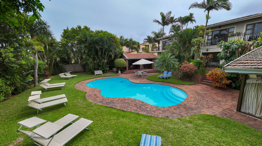 Centrally Located Umhlanga Guesthouse Property Images