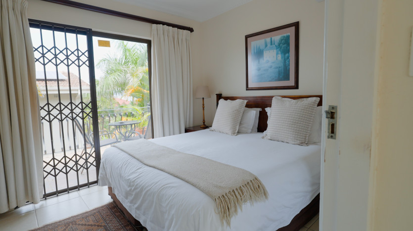 Centrally Located Umhlanga Guesthouse Property Images