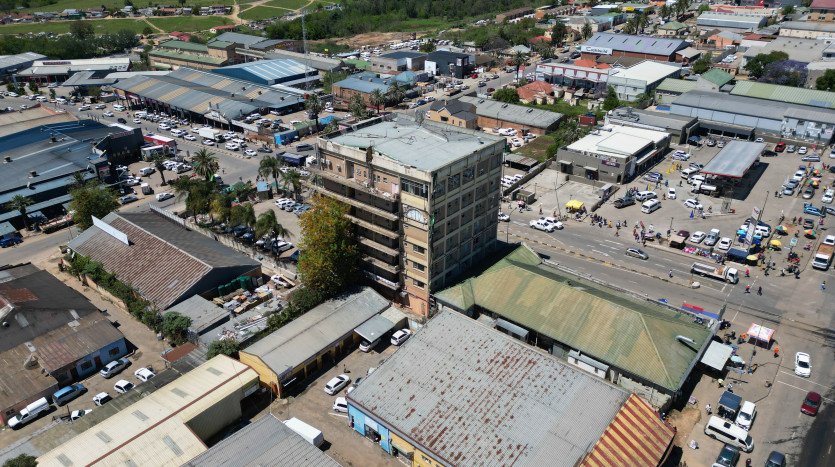 Commercial Landmark Property with Retail Shops and Hotel in Mthatha CBD Property Images