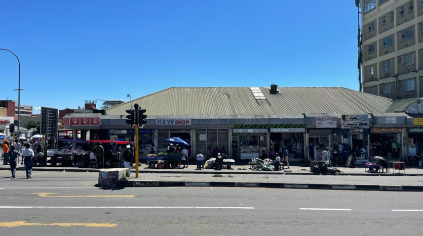 Commercial Landmark Property with Retail Shops and Hotel in Mthatha CBD Property Images