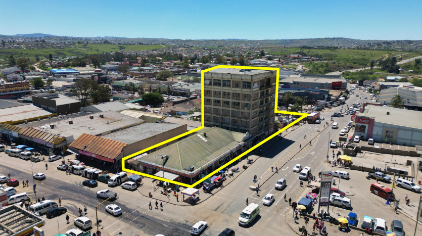 Commercial Landmark Property with Retail Shops and Hotel in Mthatha CBD Property Lead Image