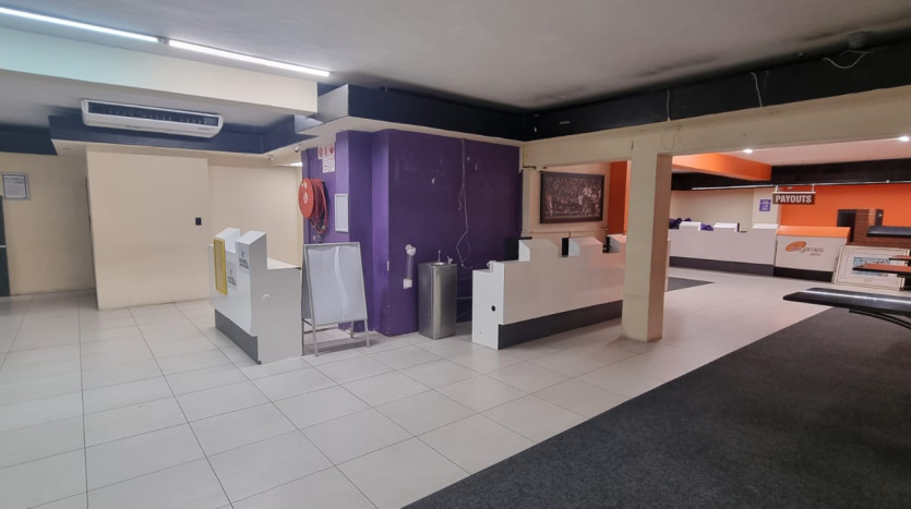 High Trading Zone Commercial Property Property Images