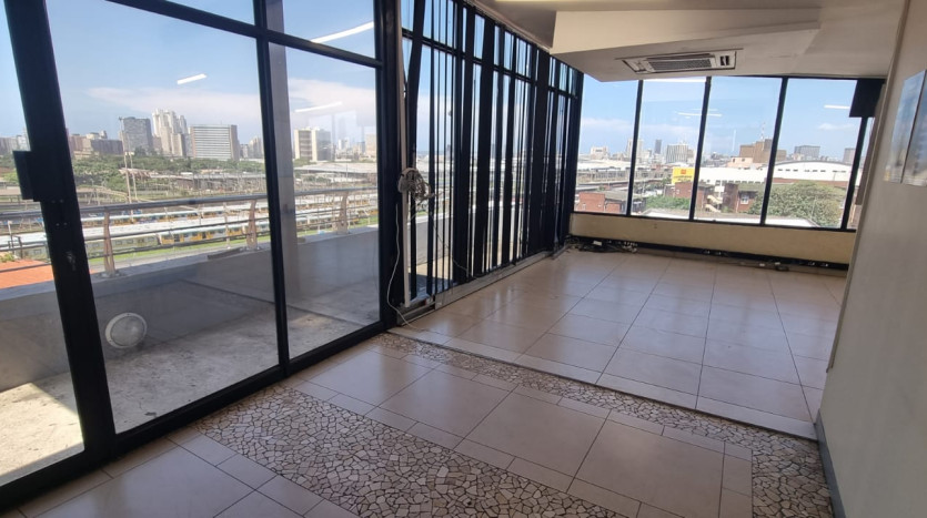 High Trading Zone Commercial Property Property Images