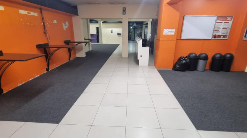 High Trading Zone Commercial Property Property Images