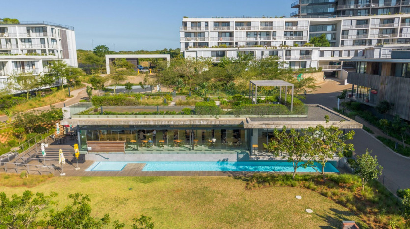 Upmarket Retirement Unit In Sibaya Precinct Property Images