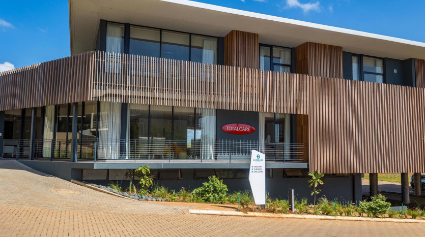 Upmarket Retirement Unit In Sibaya Precinct Property Images