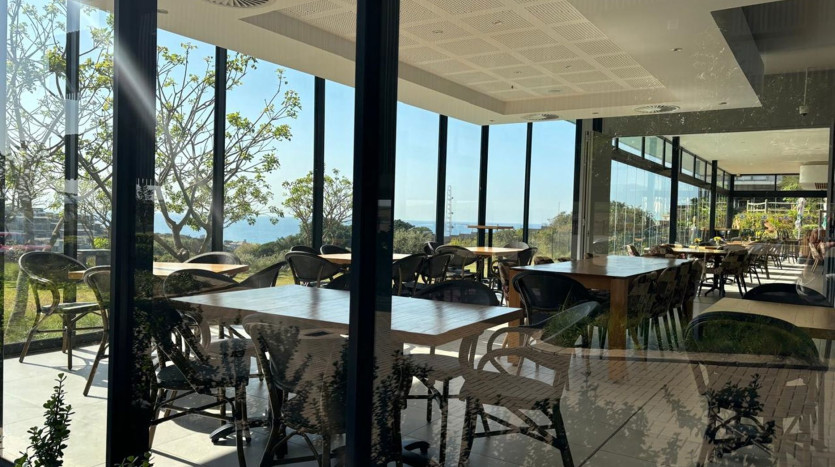 Upmarket Retirement Unit In Sibaya Precinct Property Images
