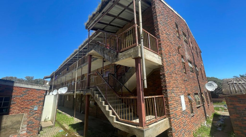 Accommodation Blocks with 24 Flats and Garages, Umtata, Eastern Cape Property Images