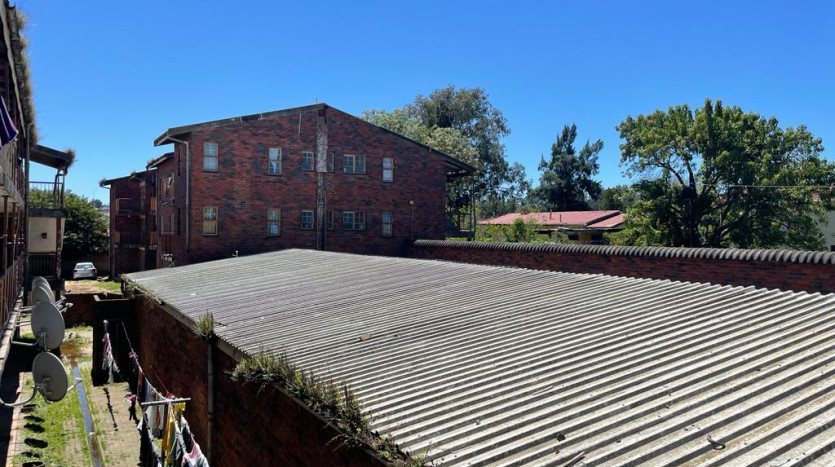 Accommodation Blocks with 24 Flats and Garages, Umtata, Eastern Cape Property Images