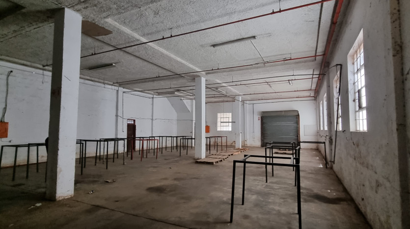 Industrial Warehouse In Springfield Park Property Images