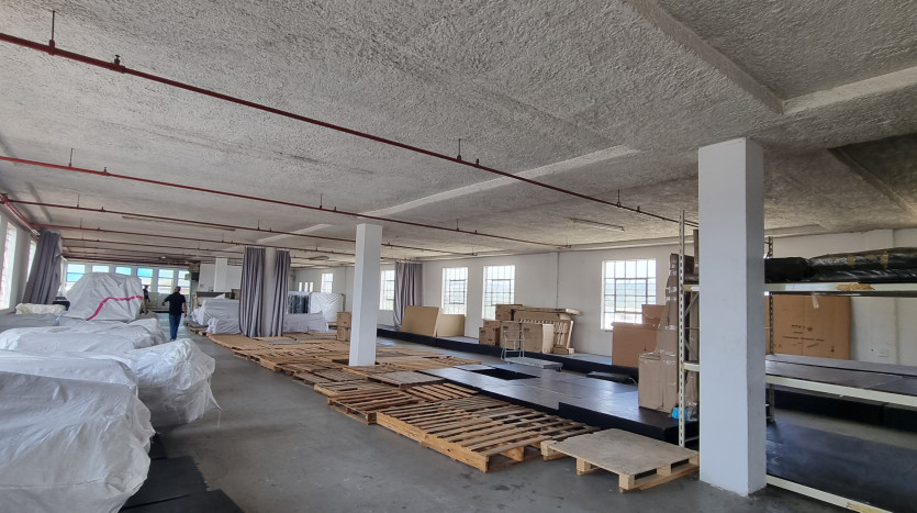 Industrial Warehouse In Springfield Park Property Images