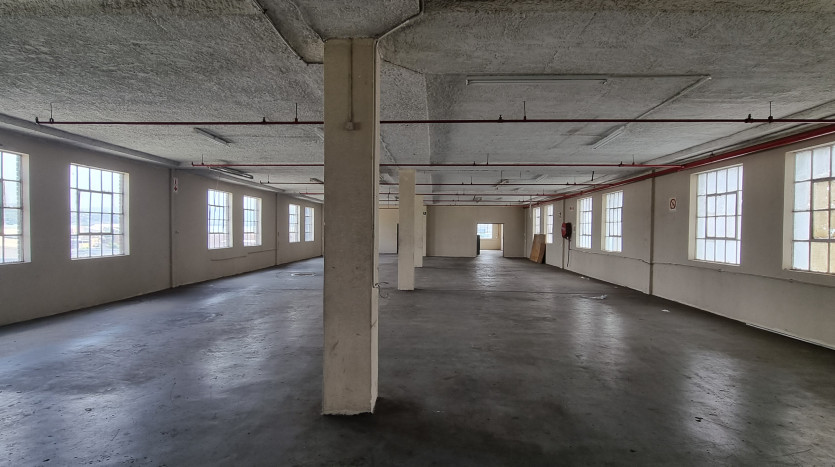 Industrial Warehouse In Springfield Park Property Images