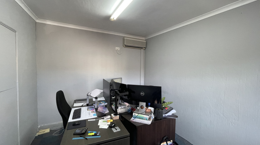 Retail Properties in Glen Ashley Property Images