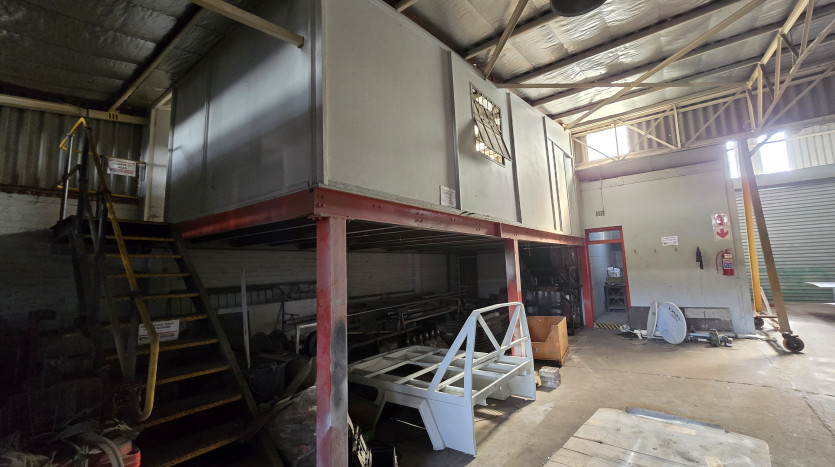 Versatile Industrial Property on Umbilo Road Property Images