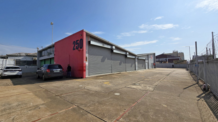 Versatile Industrial Property on Umbilo Road Property Images