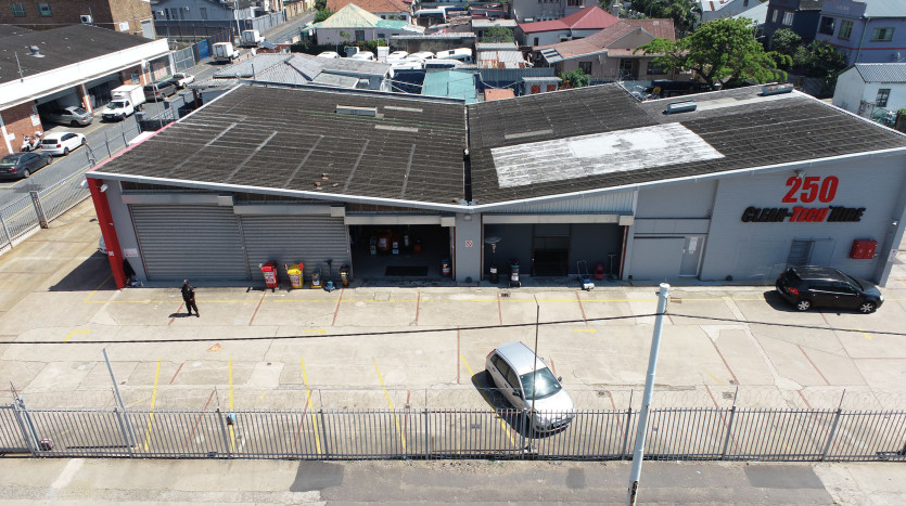 Versatile Industrial Property on Umbilo Road Property Images