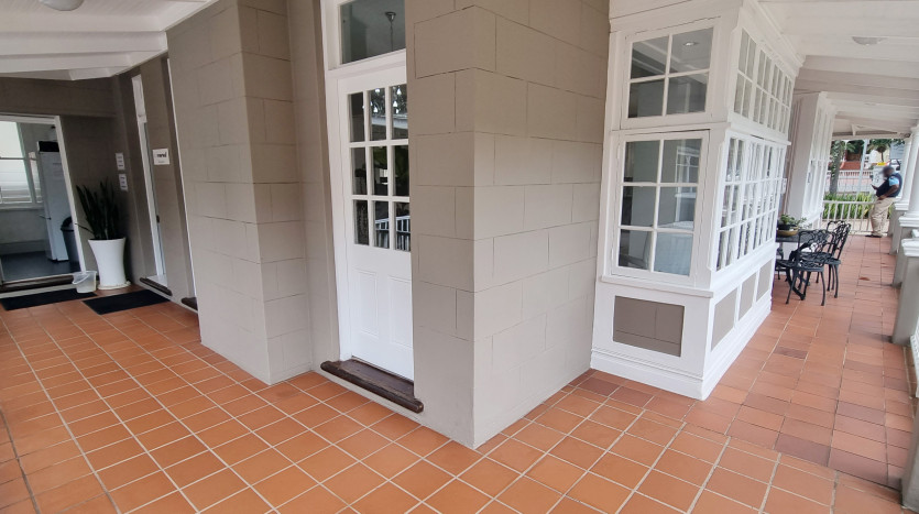 Prime Commercial Gem in the Heart of Florida Road Property Images