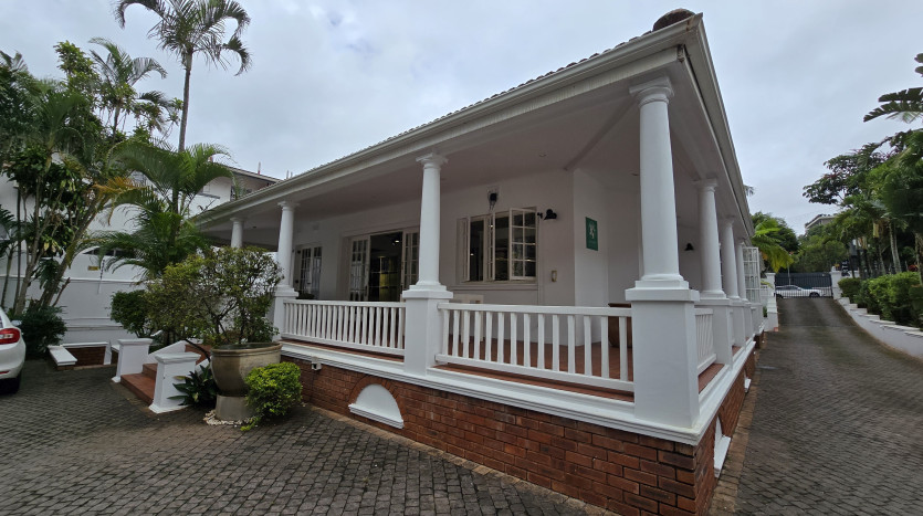 Spacious Commercial Property in Florida Road Property Images