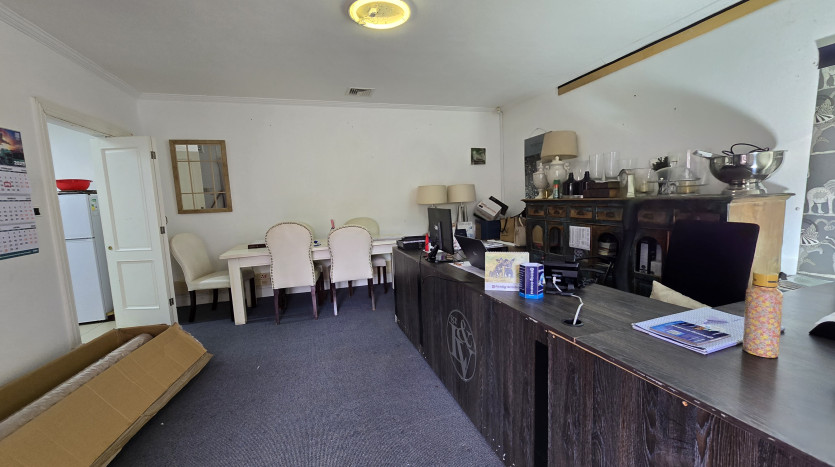 Spacious Commercial Property in Florida Road Property Images
