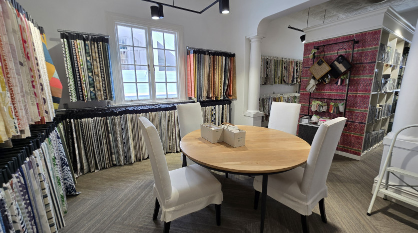 Spacious Commercial Property in Florida Road Property Images