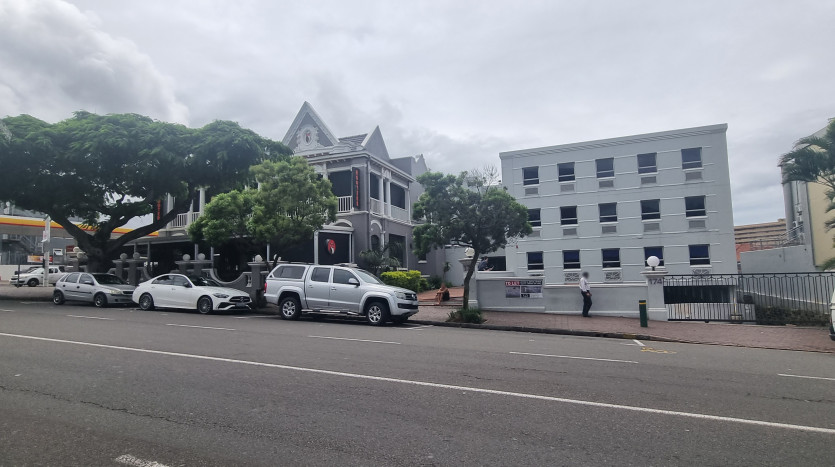Iconic Commercial Properties on Florida Road Property Images