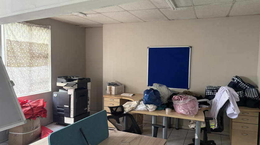 Well Positioned Manufacturing & Distribution Facility Property Images