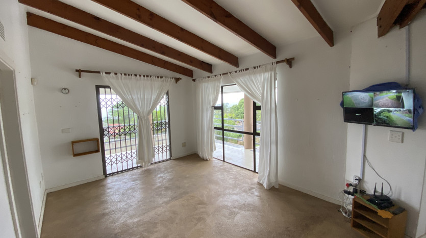 Investment Opportunity: Add Value with a Stunning Revamp Property Images