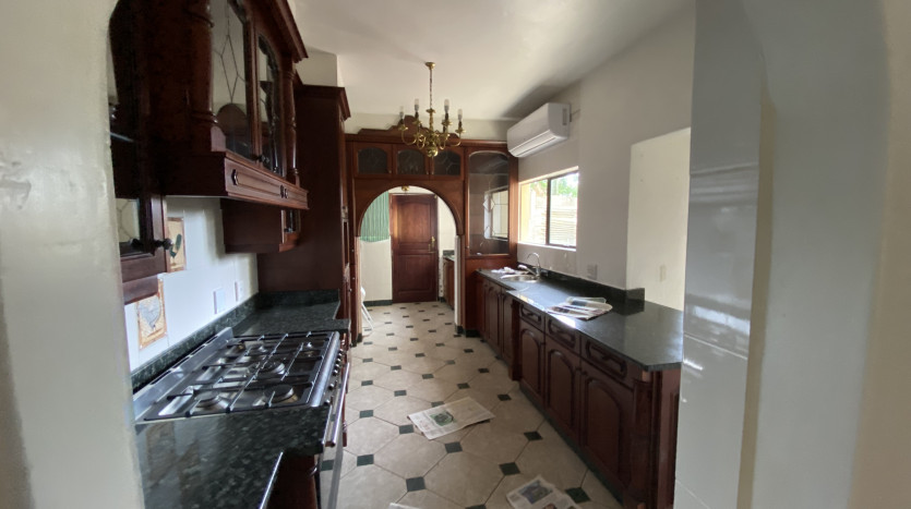 Investment Opportunity: Add Value with a Stunning Revamp Property Images