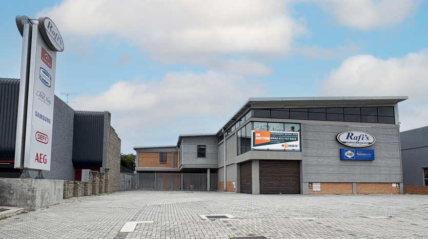Prominent Retail Site – Newton Park Property Images
