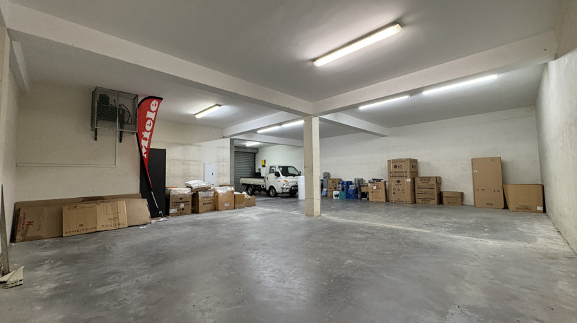 Prominent Retail Site – Newton Park Property Images