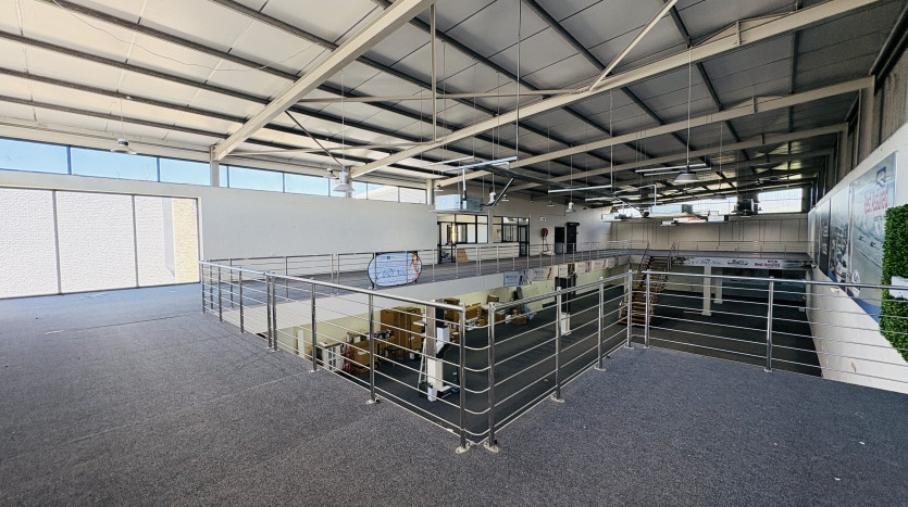 Prominent Retail Site – Newton Park Property Images