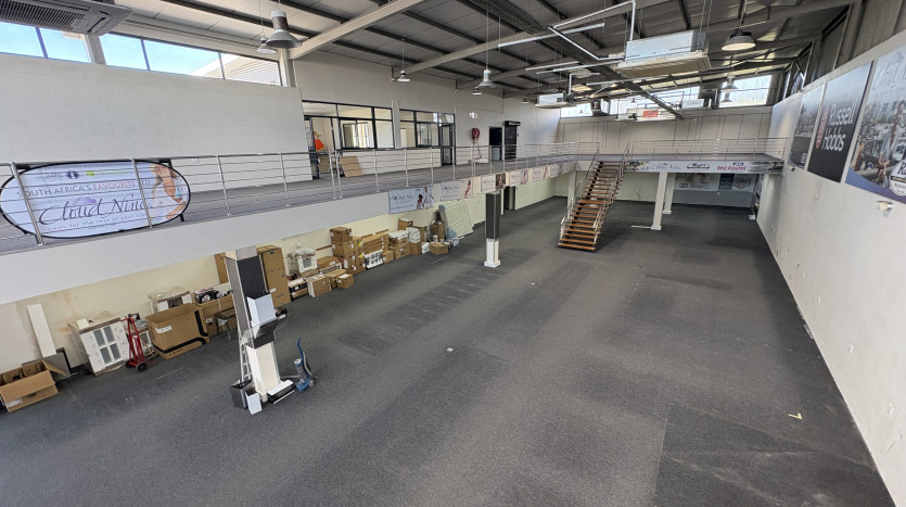 Prominent Retail Site – Newton Park Property Images