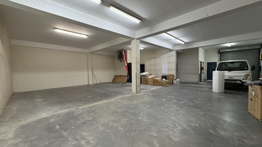 Prominent Retail Site – Newton Park Property Images