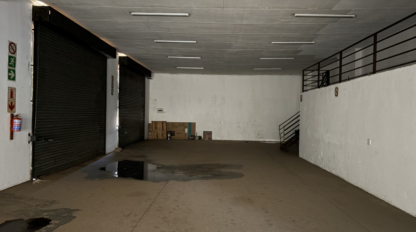Well Positioned Yard and Workshop Near OR Tambo International Property Images