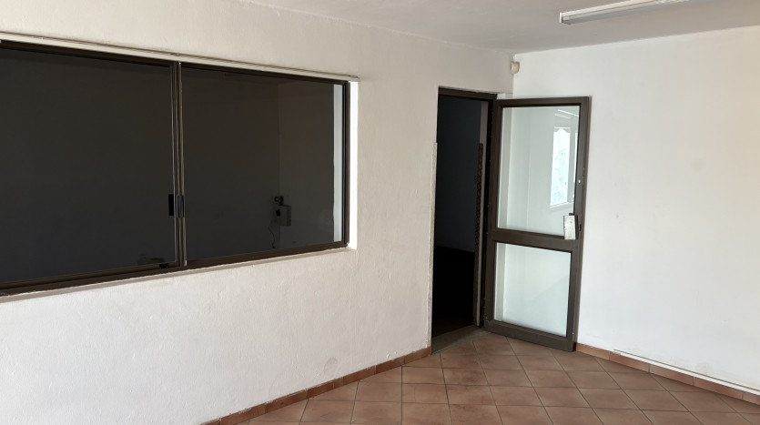 Well Positioned Yard and Workshop Near OR Tambo International Property Images