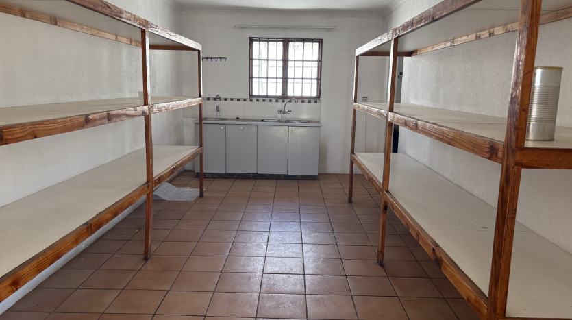 Well Positioned Yard and Workshop Near OR Tambo International Property Images