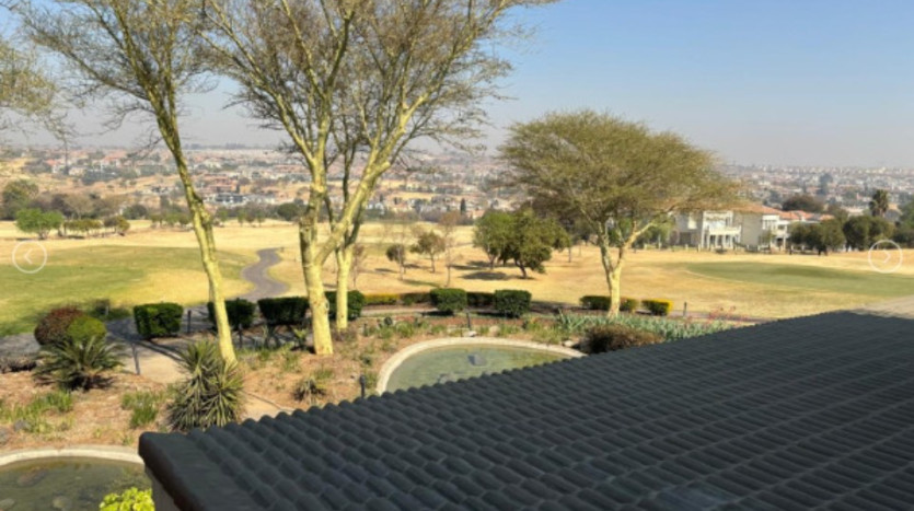 INSOLVENT ESTATE: 6 Bedroom Luxury Home in Blue Valley Golf Estate, Centurion Property Images