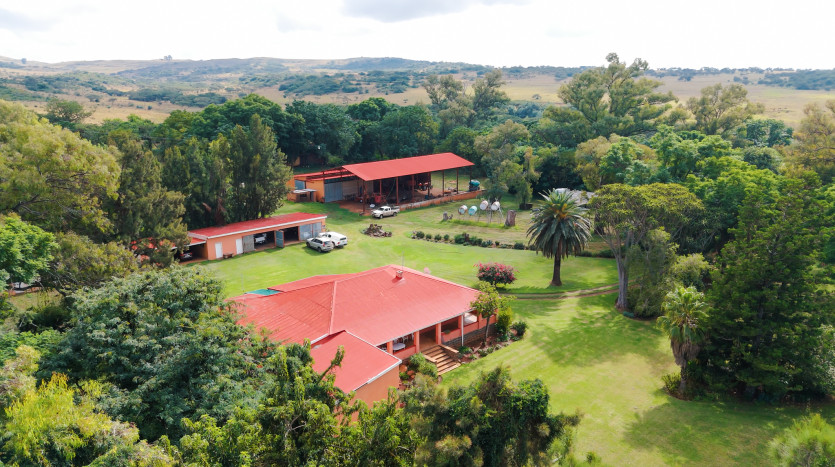 Large-Scale Beef Grazing Farms Property Images
