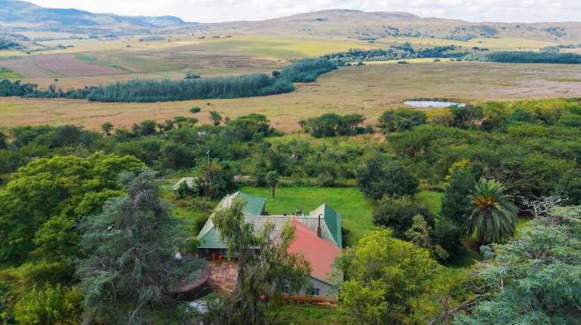 Large-Scale Beef Grazing Farms Property Images