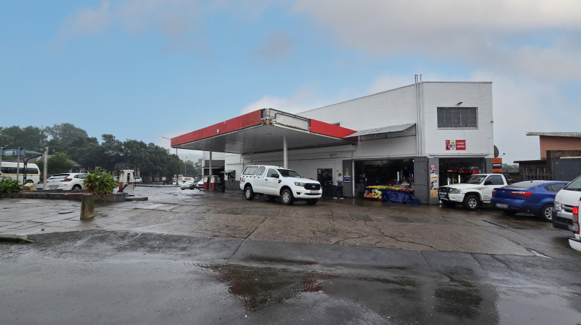 Potential for Owner/Operator Service Station Property Images