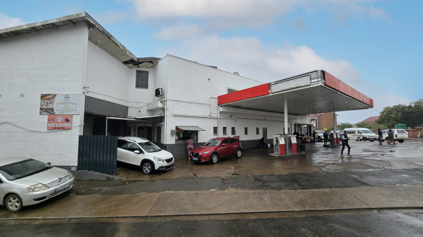 Potential for Owner/Operator Service Station Property Images