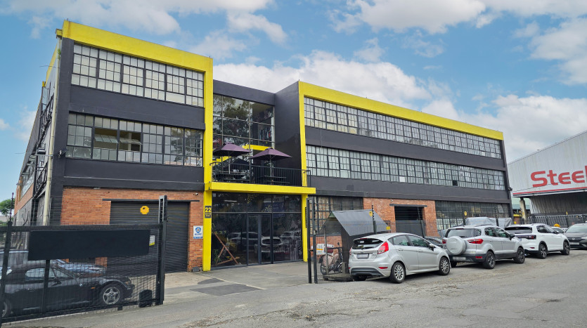 Premium Industrial Building in Pinetown Property Images