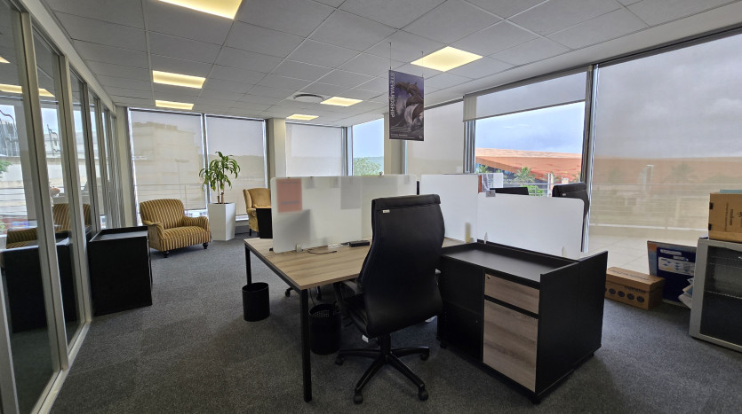 Executive Office Space Property Images