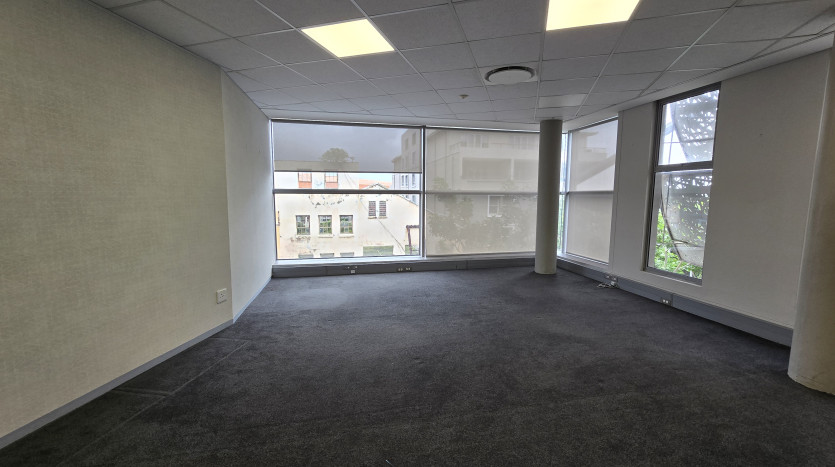 Executive Office Space Property Images